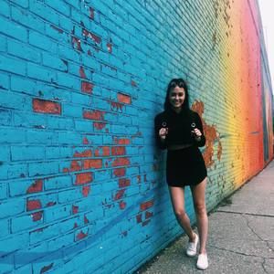 Meet your Posher, Lizzie